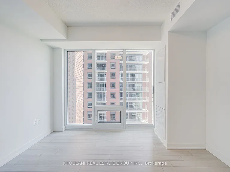 4010 Eglinton Ave W #1113 — Photo 15