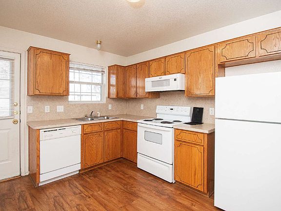 5th image of 4003 Pilgram Dr APT D