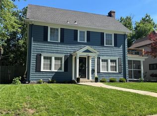 444 W Dartmouth Rd, Kansas City, MO 64113