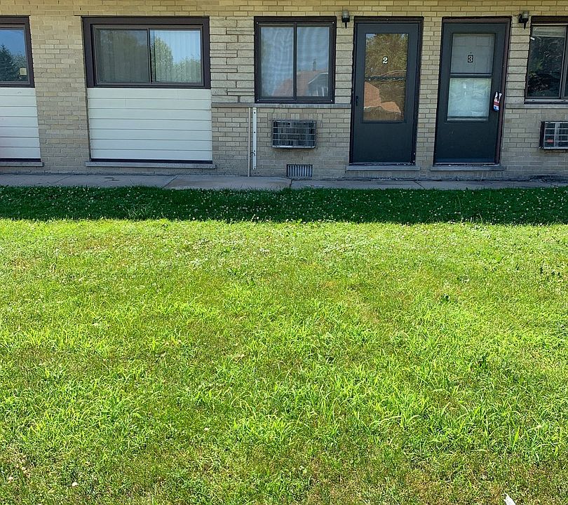 1st image of 15701 Lamon Ave APT 2