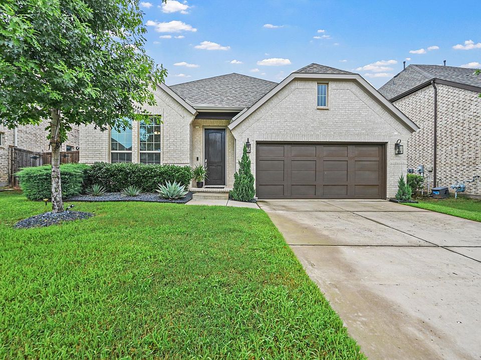 1st image of 2606 San Jacinto Dr