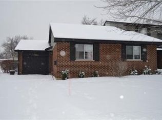 1073 Loughborough Ct, Wheaton, IL 60189