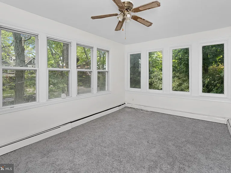 117 E Walnut Ave #D — Photo 10