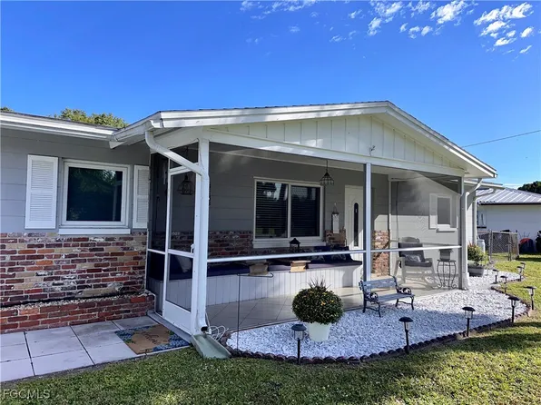 772 July Cir, North Fort Myers, FL 33903