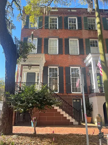 31 E Jones St Photo 1