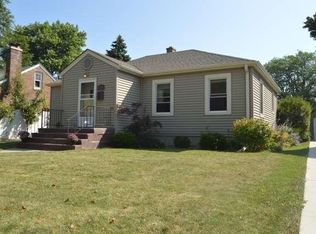 7713 27th Ave, Kenosha, WI 53143