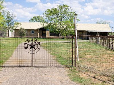 16064 N Sunflower Ave, Gardendale, TX, 79758