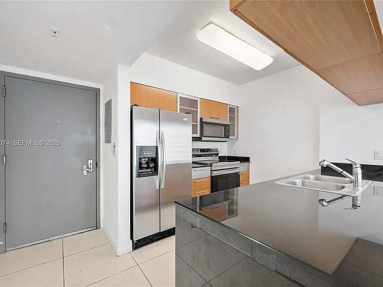 1750 N Bayshore Dr #1504 — Photo 6