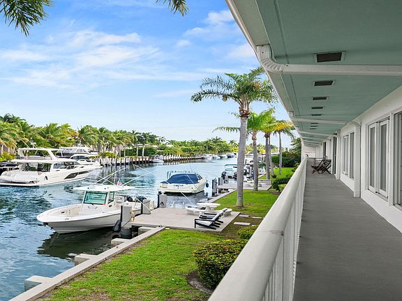 5th image of 180 Isle Of Venice Drive #224