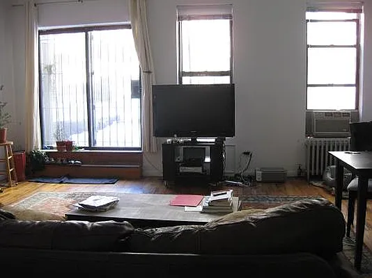 Rented by America Mecca Realty LLC | media 25