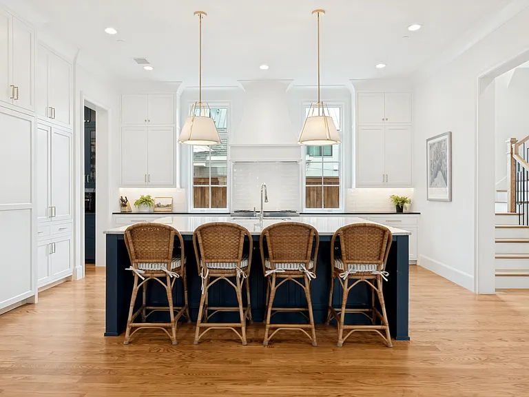 4309 Stanford Ave — Photo 14