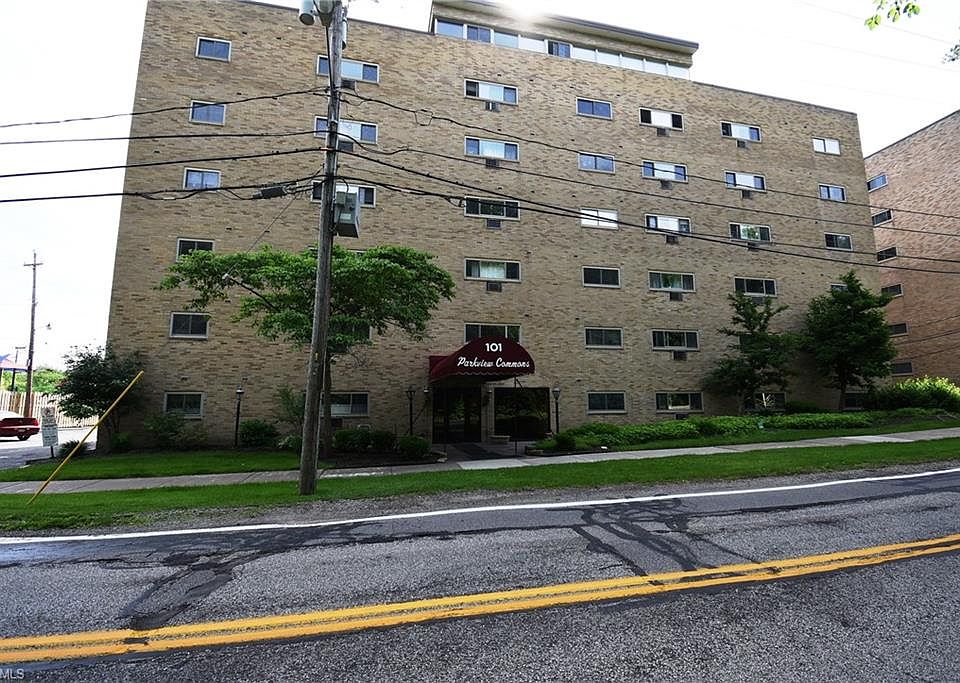 1st image of 101 S Rocky River Dr APT 208
