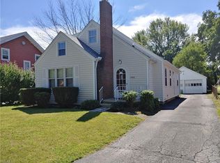 1940 E 43rd St, Ashtabula, OH 44004