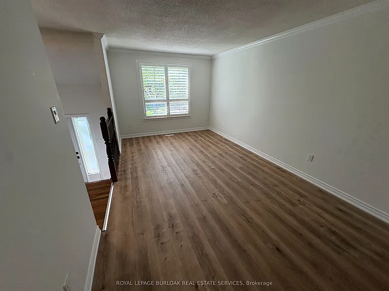 3455 Caplan Cres #17 — Photo 4