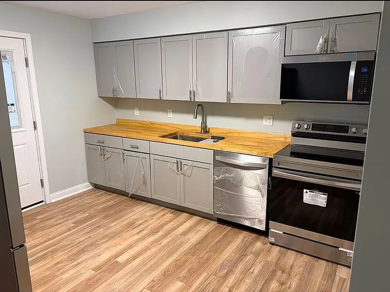645 N Upper St — Photo 7