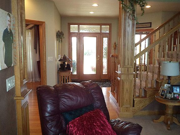 3rd image of 12455 Wiegel Ct