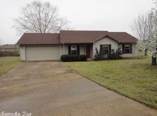 35 Crosswind Cv, Ward, AR 72176