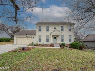 1343 Wenlock Rd, Knoxville, TN 37922