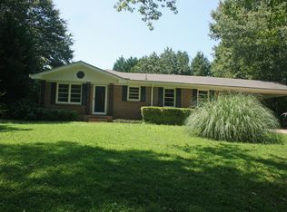 3650 Debbie Ln, Powder Springs, GA 30127