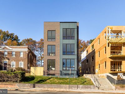 824 Taylor St NE #5, Washington, DC, 20017