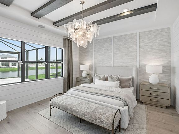 Spacious Owner s Suite