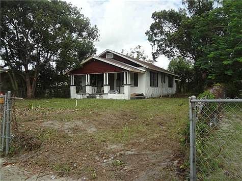 2nd image of 1501 Bates Ave