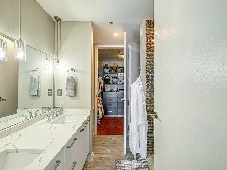 600 12th Ave S #738 — Photo 17