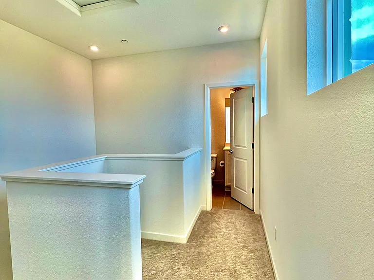 600 Whisper Ln — Photo 9