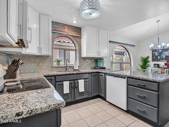 5th image of 8010 W SHAW BUTTE Drive