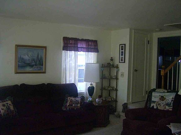 5th image of 13 Caputo Ave