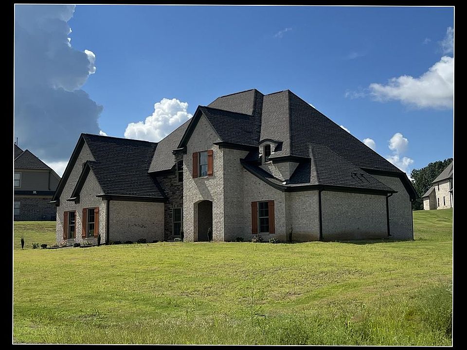 1st image of 3185 Cypress Lake Dr