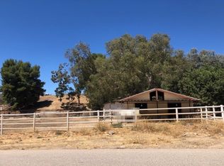 30841 Gilmour St, Castaic, CA 91384