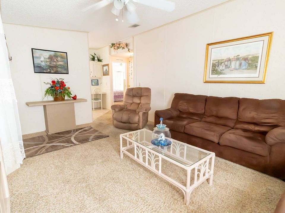 1st image of 513 Sunshine Dr
