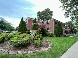 217-03 75th Ave #2A, Oakland Gardens, NY 11364