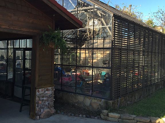 4th image of 4256 Lakewood Dr