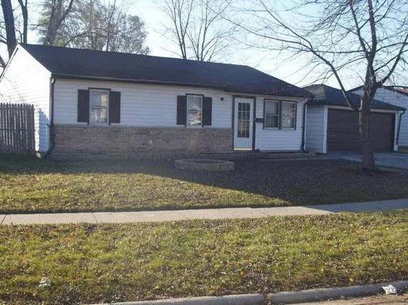 3701 Peach Grove Ln, Hazel Crest, IL 60429