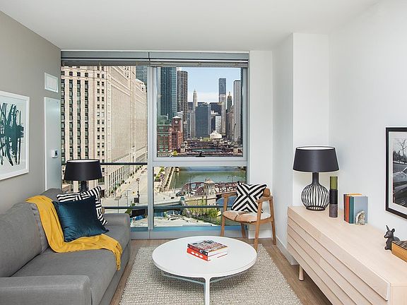 4th image of 342 W Wolf Point Plz