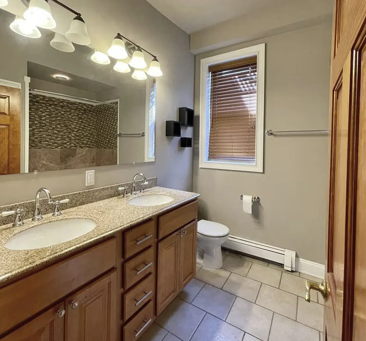 1 bed, 575 sqft, $1,750 — Photo 4