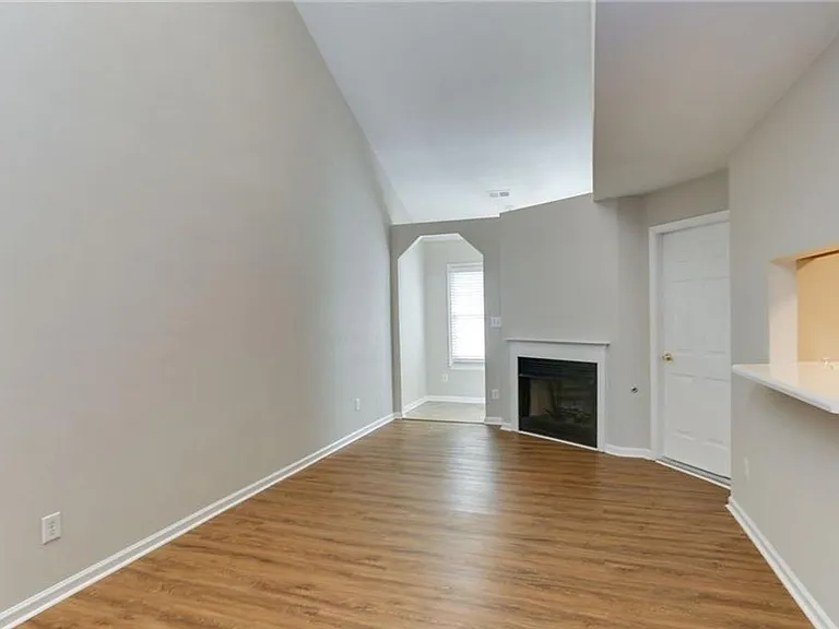 115 Squire Reach — Photo 3