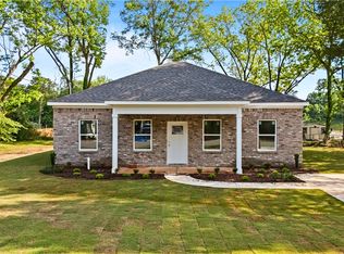 923 Holmes Ave, Auburn, AL 36832