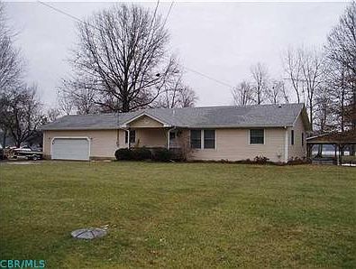 1st image of 15372 Township Road 493