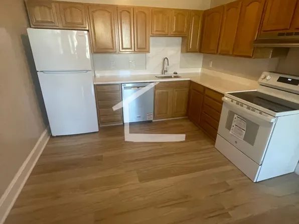 158 Winthrop Rd Unit 4, Brookline, MA 02446