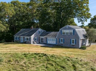 28 Lake St, Acushnet, MA 02743