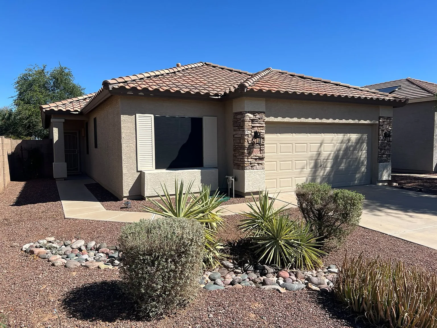 12732 W Glenrosa Dr — Photo 1