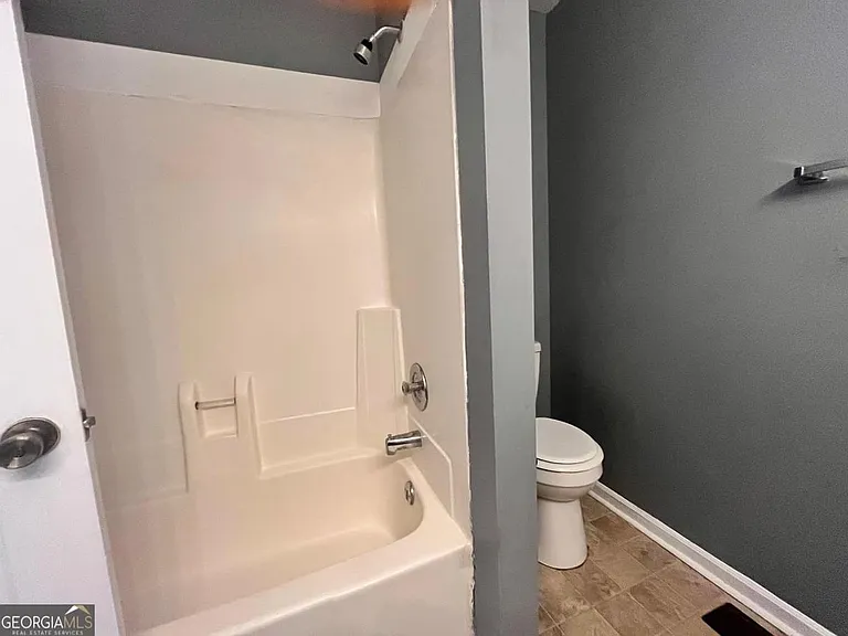 251 Knight Dr #1-18 — Photo 9