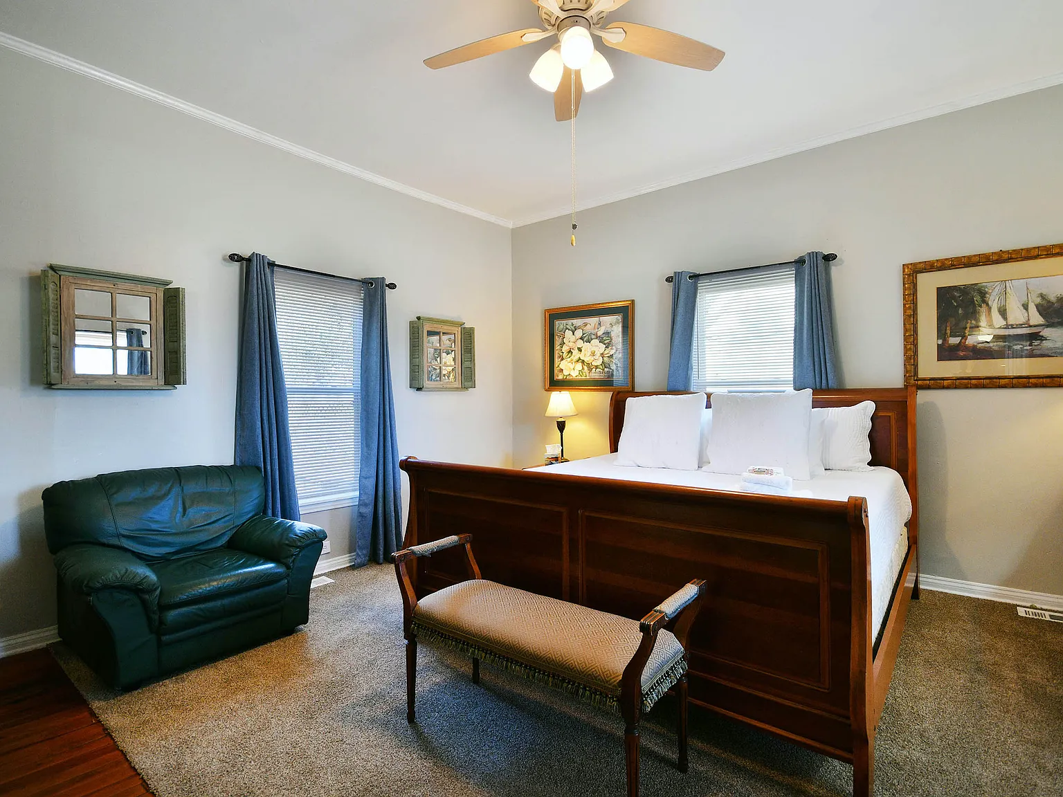 1 bed, 988 sqft, $2,356 — Photo 3
