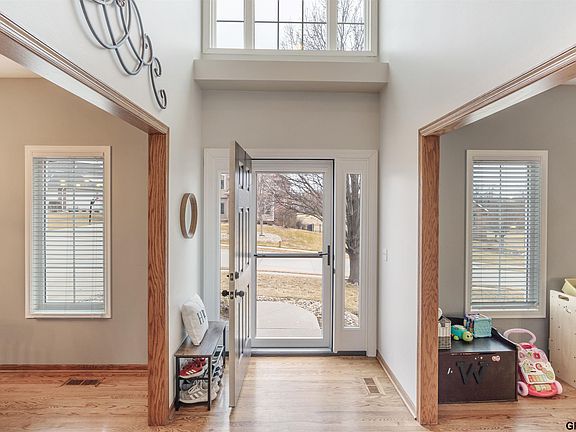 3rd image of 13405 Tregaron Cir