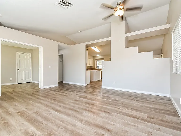 8073 Boardwalk Way — Photo 5