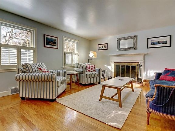 2nd image of 22 Winthrop Dr