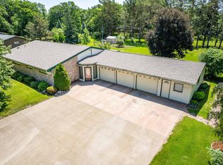 1043 Woodland Loop, Fergus Falls, MN 56537